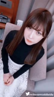 两个无毛小美女互摸嫩穴掰穴自慰